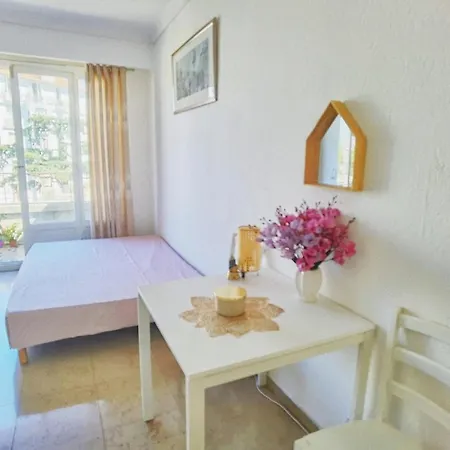 Appartement Double Bedroom Balcony Ac *